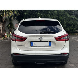 NISSAN QASHQAI  1.5 dCi 115CV Business Cross over 14000€