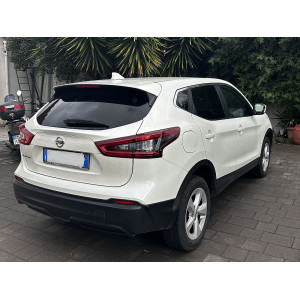 NISSAN QASHQAI  1.5 dCi 115CV Business Cross over 14000€