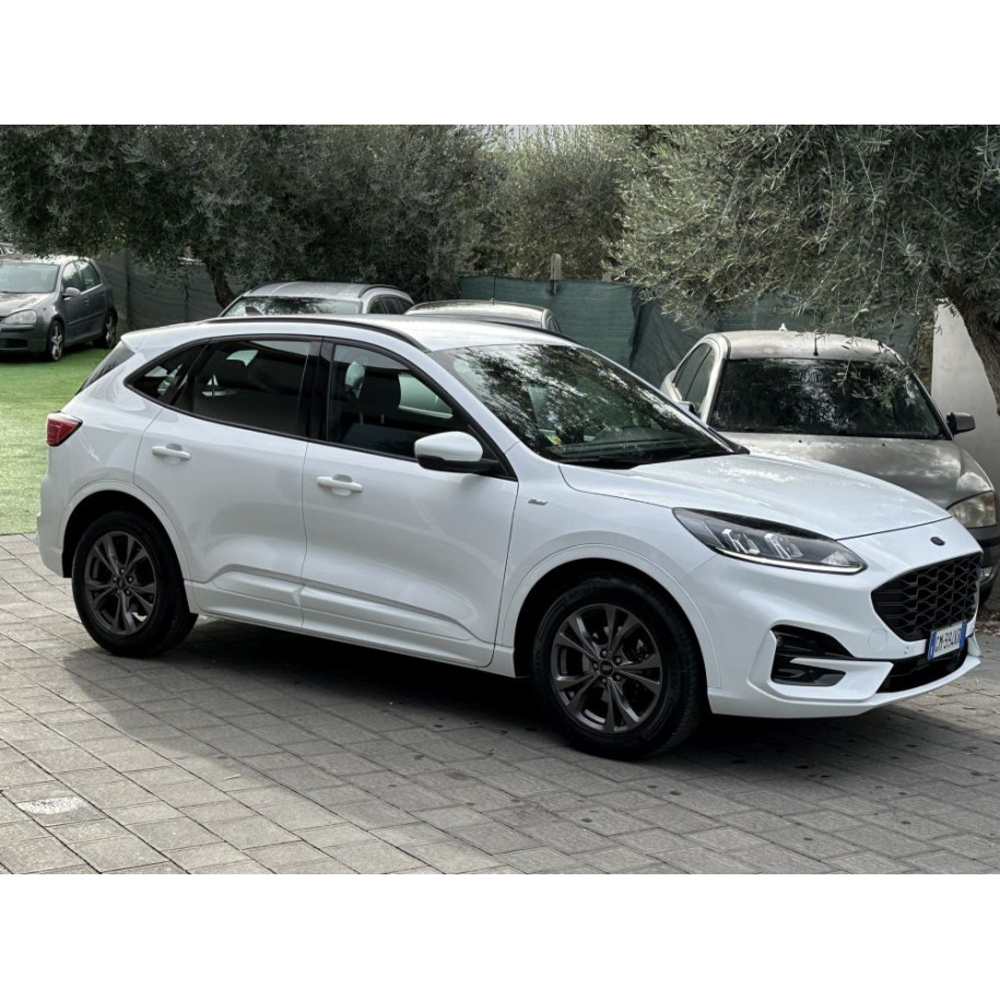 Ford Kuga STLine Ecoblu 1.5 MY 2023 Cambio Automatico Aziendale
