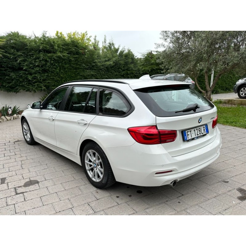 BMW Serie 3 318d Touring Business Advantage aut. (F30/F31)