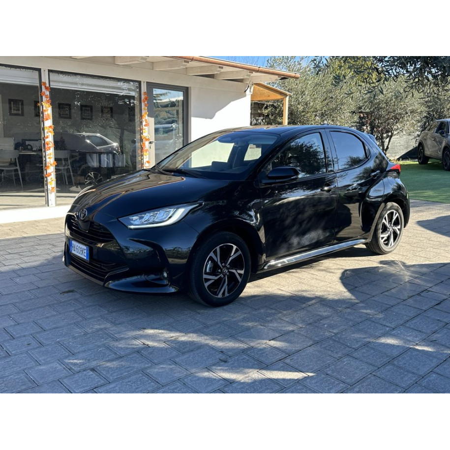 Yaris 1.5 Hybrid 115 Trend 2025 1.100 km