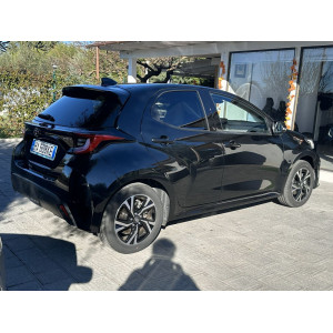 Yaris 1.5 Hybrid 115 Trend 2025 1.100 km