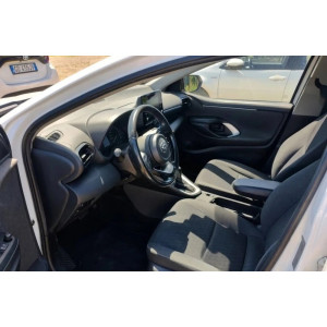 Apple CarPlay e retrocamera Toyota Yaris 45.000 km certificati