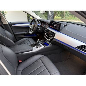 Interni perfetti BMW 530d Touring MHEV con 58.000 km