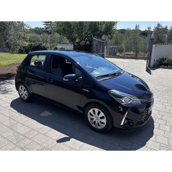 €11.500 Toyota yaris 1.5 hybrid neopatentati