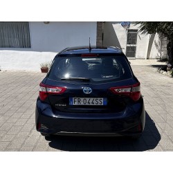 €11.500 Toyota yaris 1.5 hybrid neopatentati